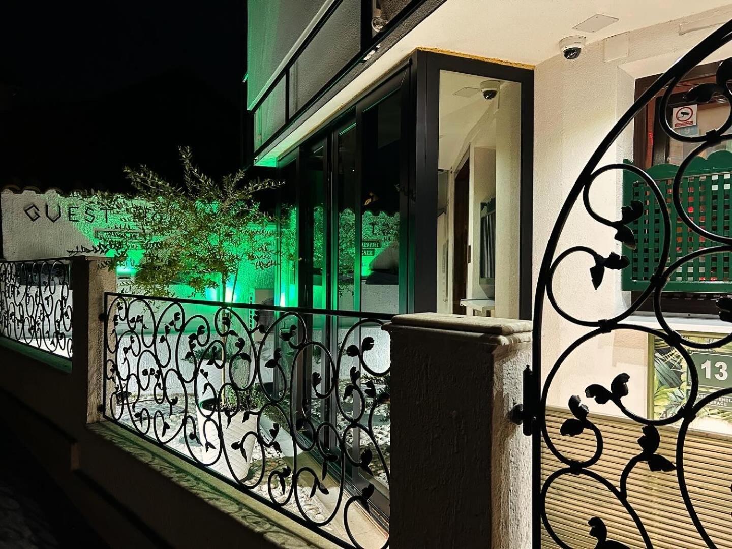 Halvat Guesthouse Sarajevo Exterior photo