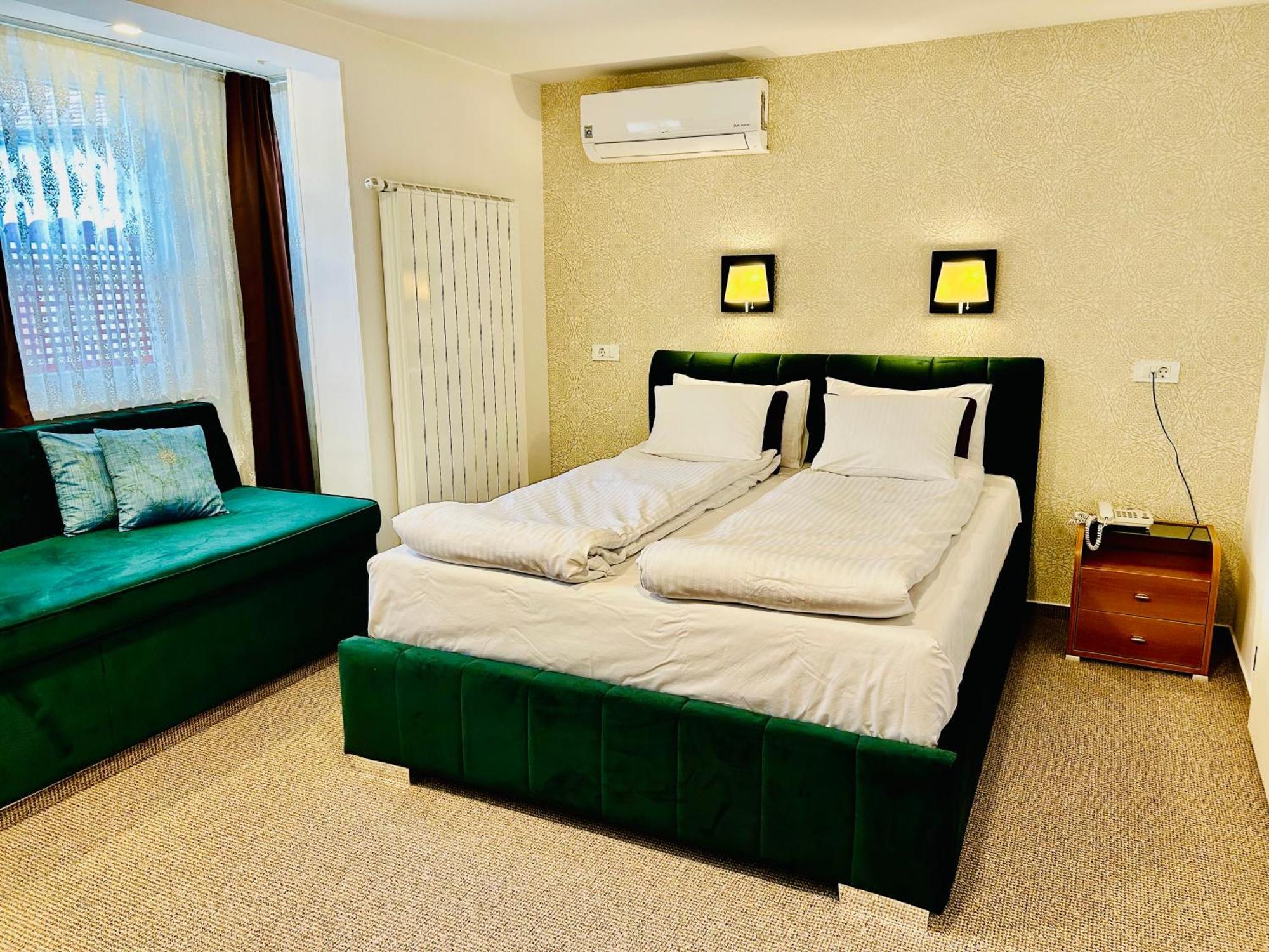 Halvat Guesthouse Sarajevo Exterior photo